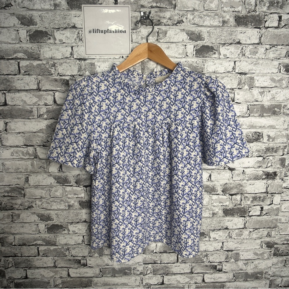 EUC LOFT Navy Blue, White, light purple Floral Blouse Size Small